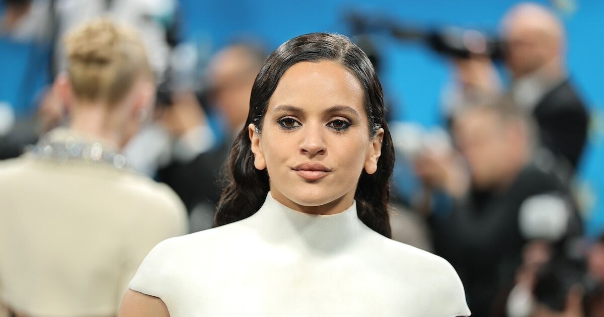 Rosalía dona a UNICEF para niños afectados en Venezuela