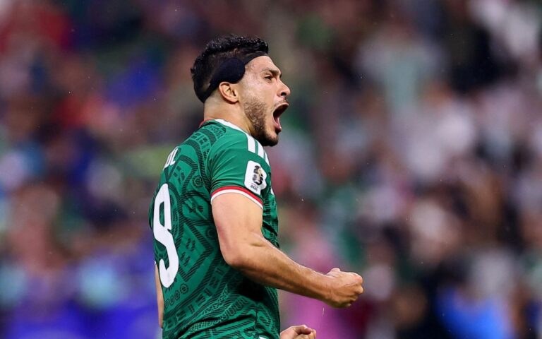 México avanza invicto a octavos tras vencer a Ecuador