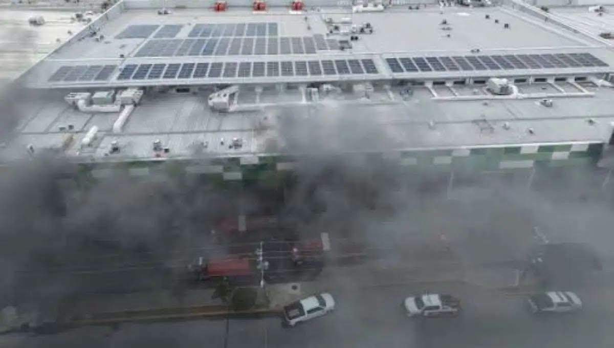 Incendio en SAT Cancún evacua a 342 personas sin heridos