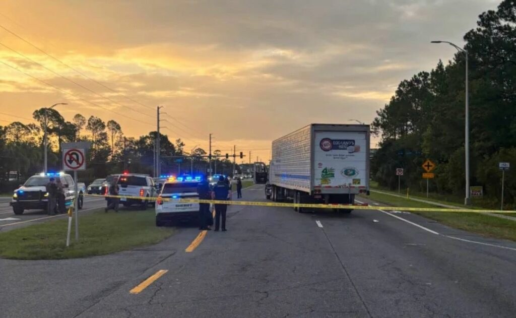 Migrante mexicano muere atropellado en operativo de ICE en Florida