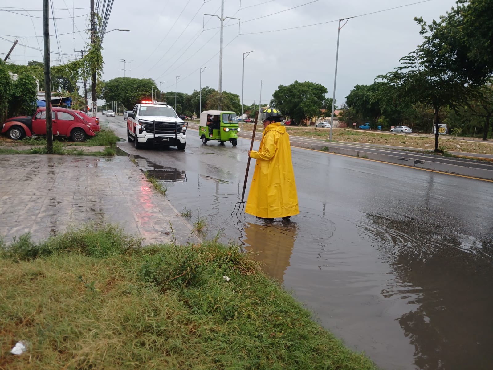 Supervisan operativo tras lluvias en Cancún con saldo favorable