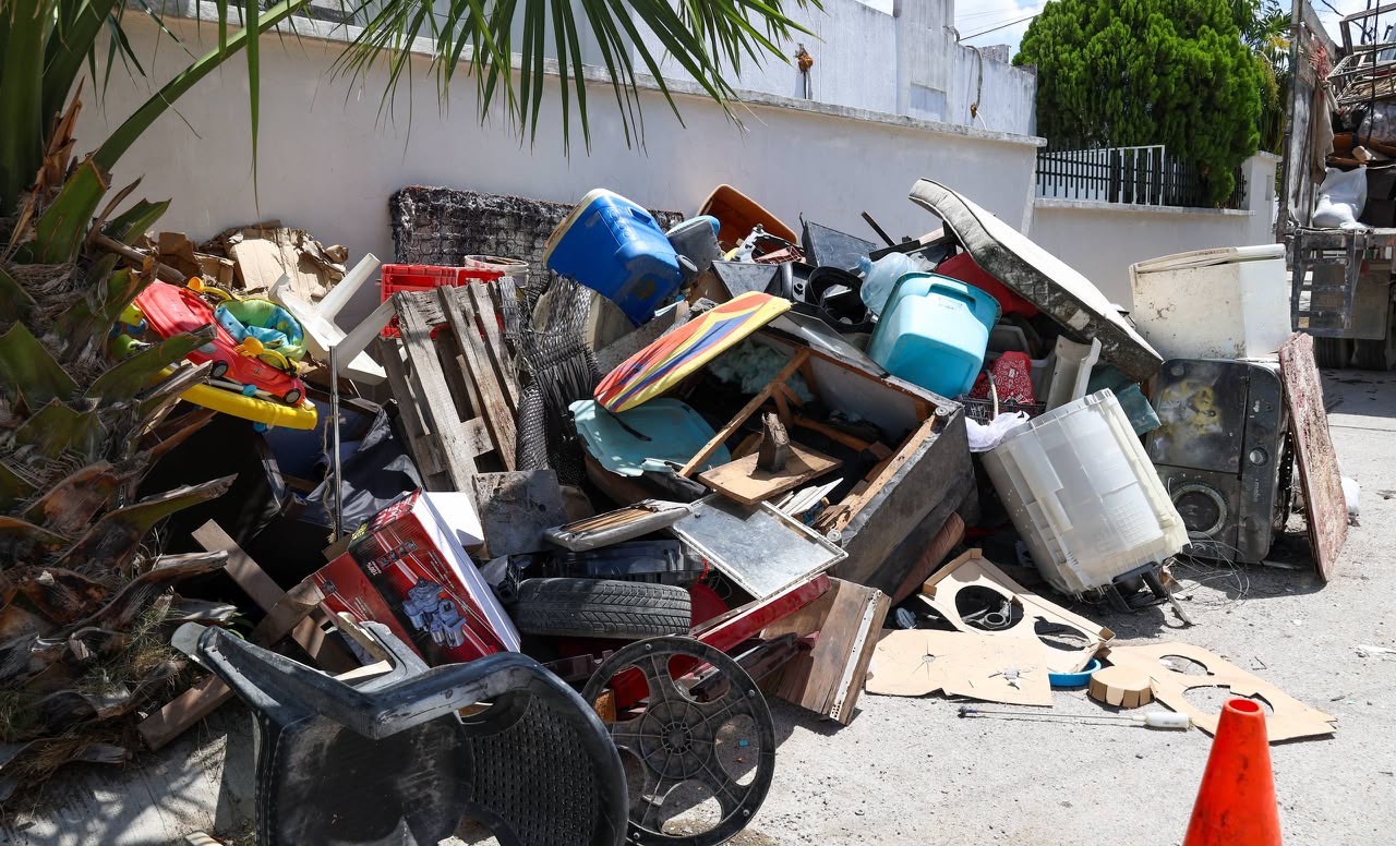Benito Juárez atiende Las Palmas con descacharrización y bacheo