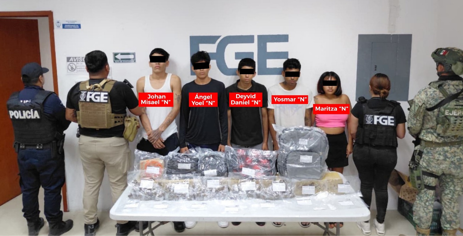 Detienen a cinco por narcomenudeo en Playa del Carmen
