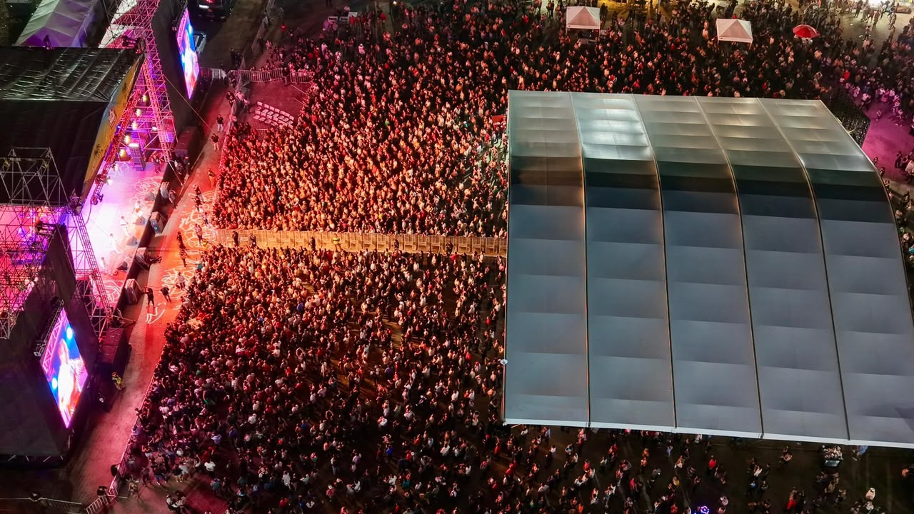 Grupo Mojado reúne a 30 mil en Feria del Carmen 2026