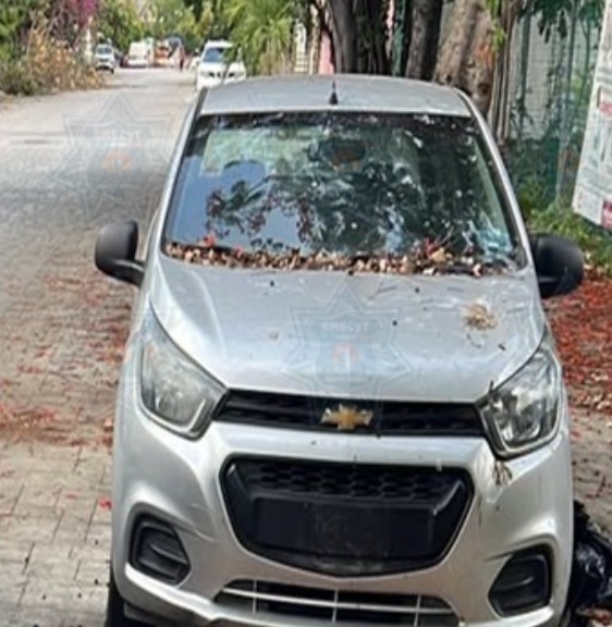 Policía Cancún recupera vehículo robado en Supermanzana 512