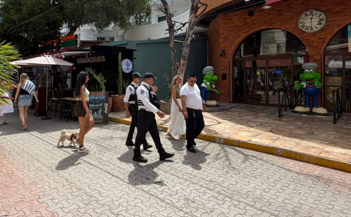 Turistas españoles denuncian presunta estafa en joyería