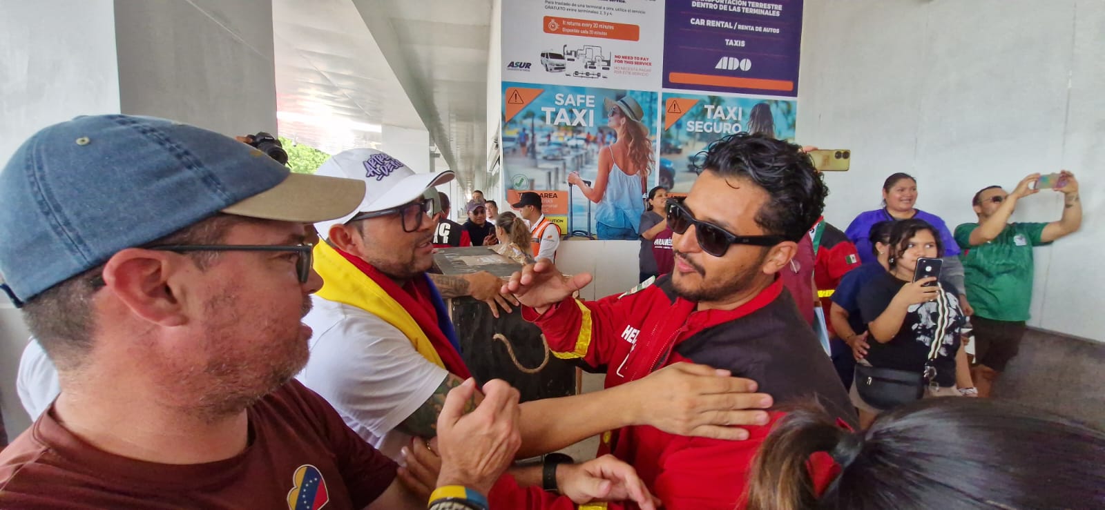 Brigadas de Cancún regresan tras misión en Venezuela