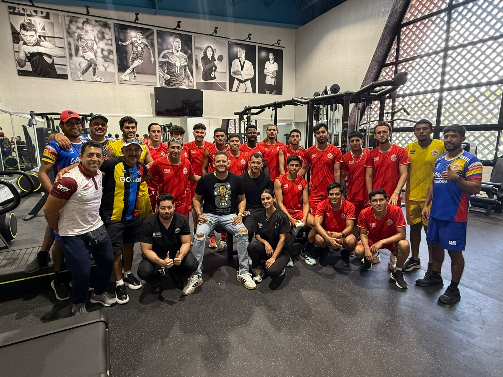Pioneros de Cancún inician pretemporada en gimnasio Kuchil Baxal