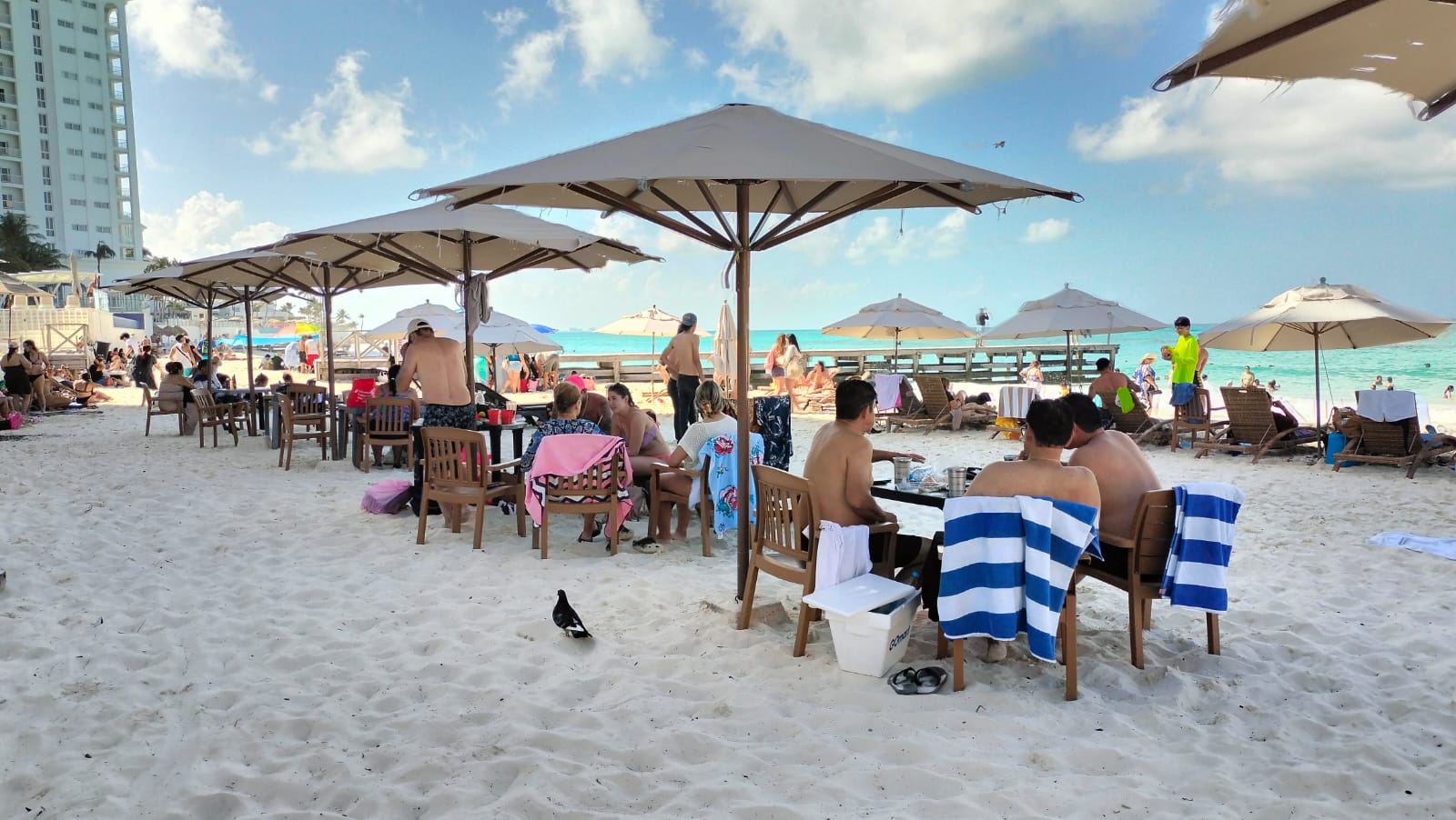 Alerta por difusión de playas peligrosas en Cancún