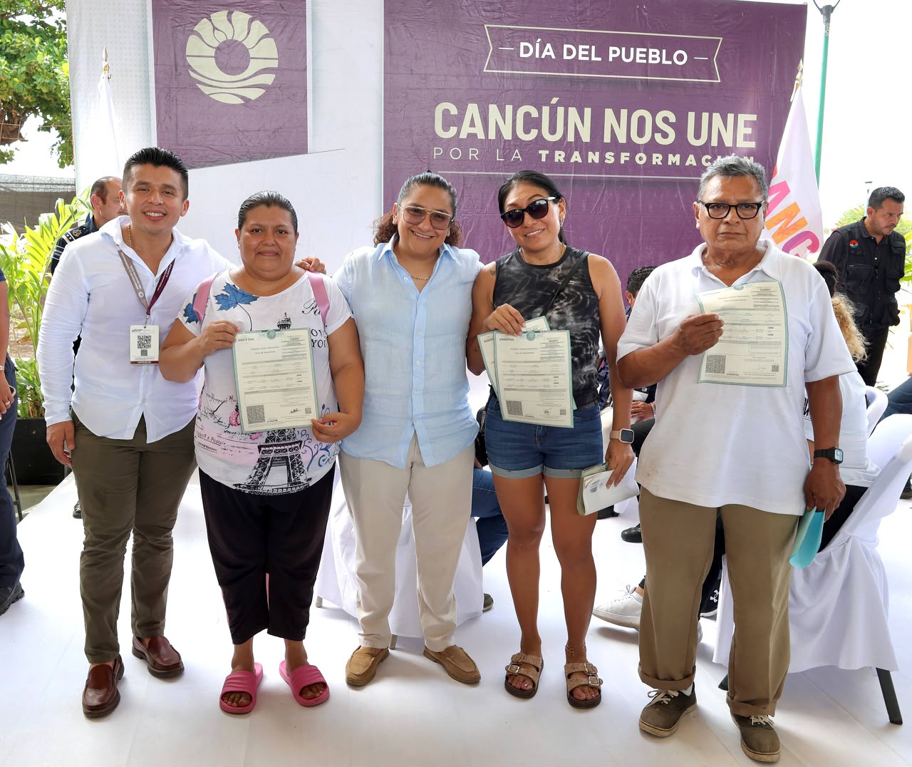 Día del Pueblo en Cancún ofrece trámites y descuentos
