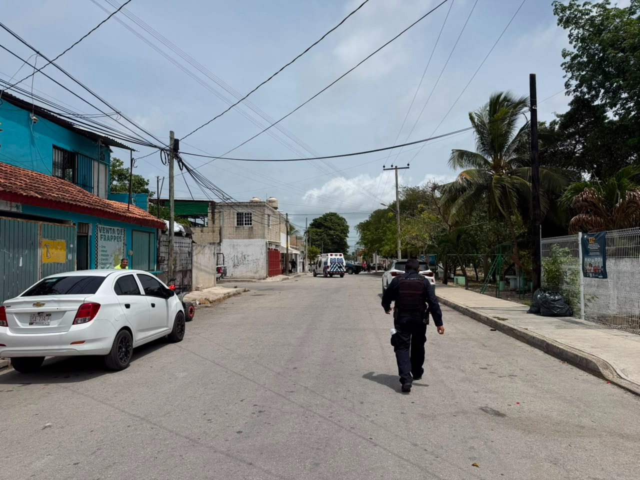Hieren a hombre en ataque a balazos en Región 233 Cancún