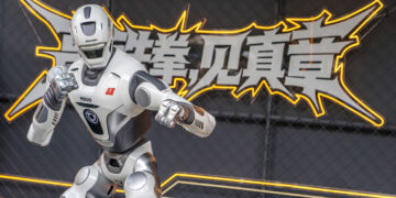 VIDEO: China estrena la primera liga de MMA de robots humanoides
