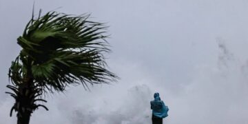Más de un millón de evacuados en China tras el brutal impacto del tifón Bavi