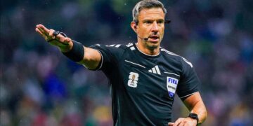 Árbitro de la final del Mundial se vuelve viral por su atractivo