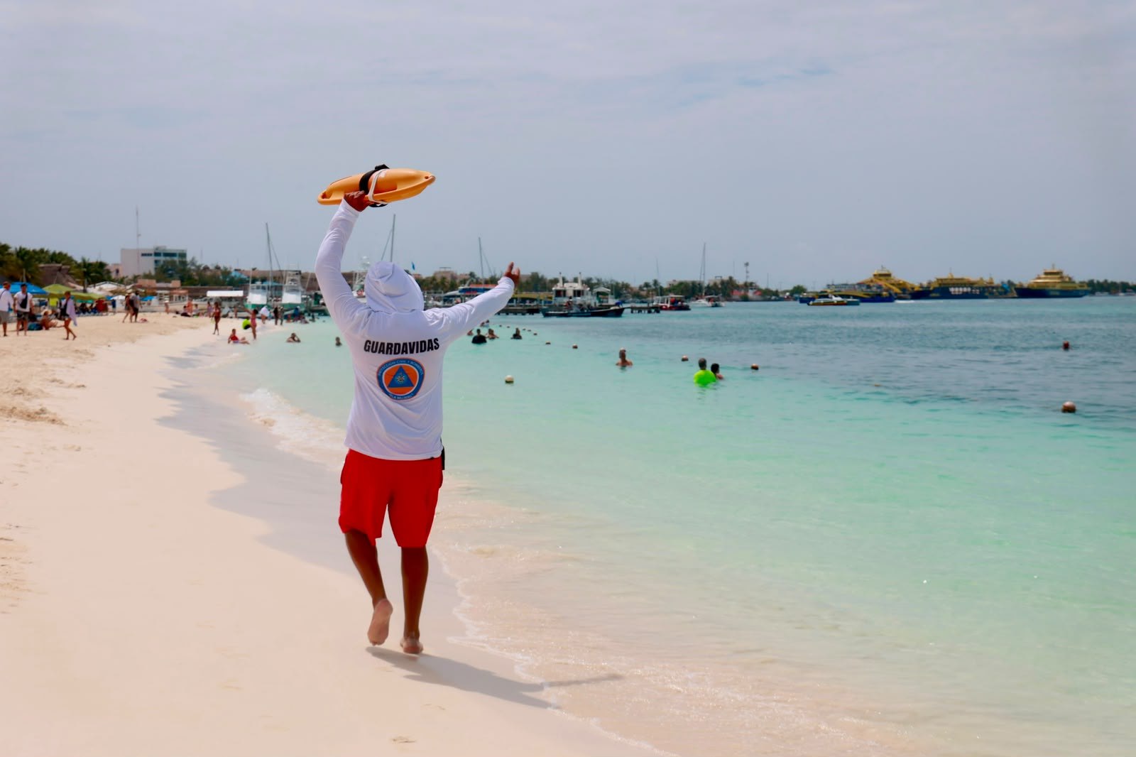 Protección Civil de Isla Mujeres emite recomendaciones de verano