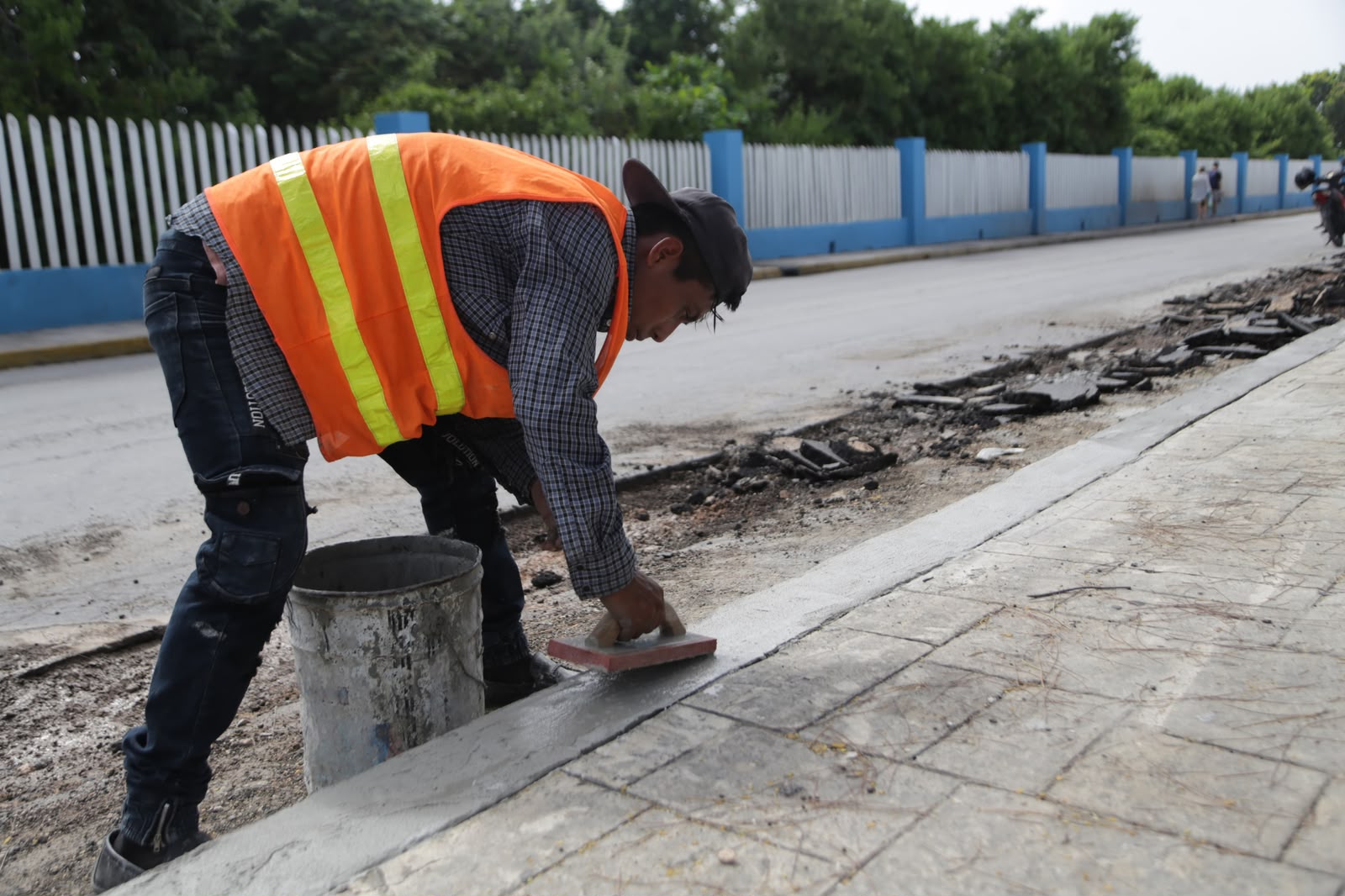Avanza rehabilitación de prolongación Rueda Medina en Isla Mujeres