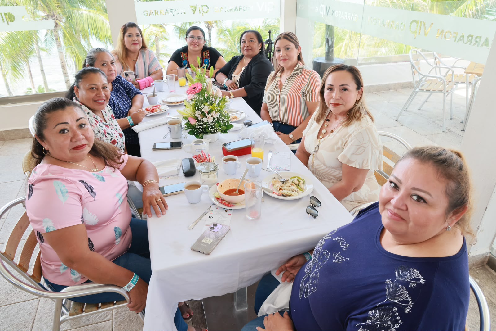 Isla Mujeres reconoce labor de secretarias municipales