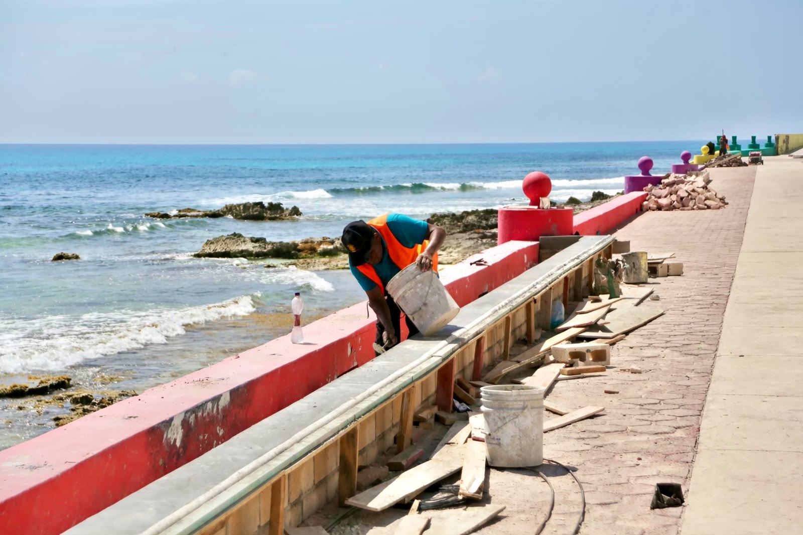 Isla Mujeres avanza en construcción del Paseo de las Sirenas