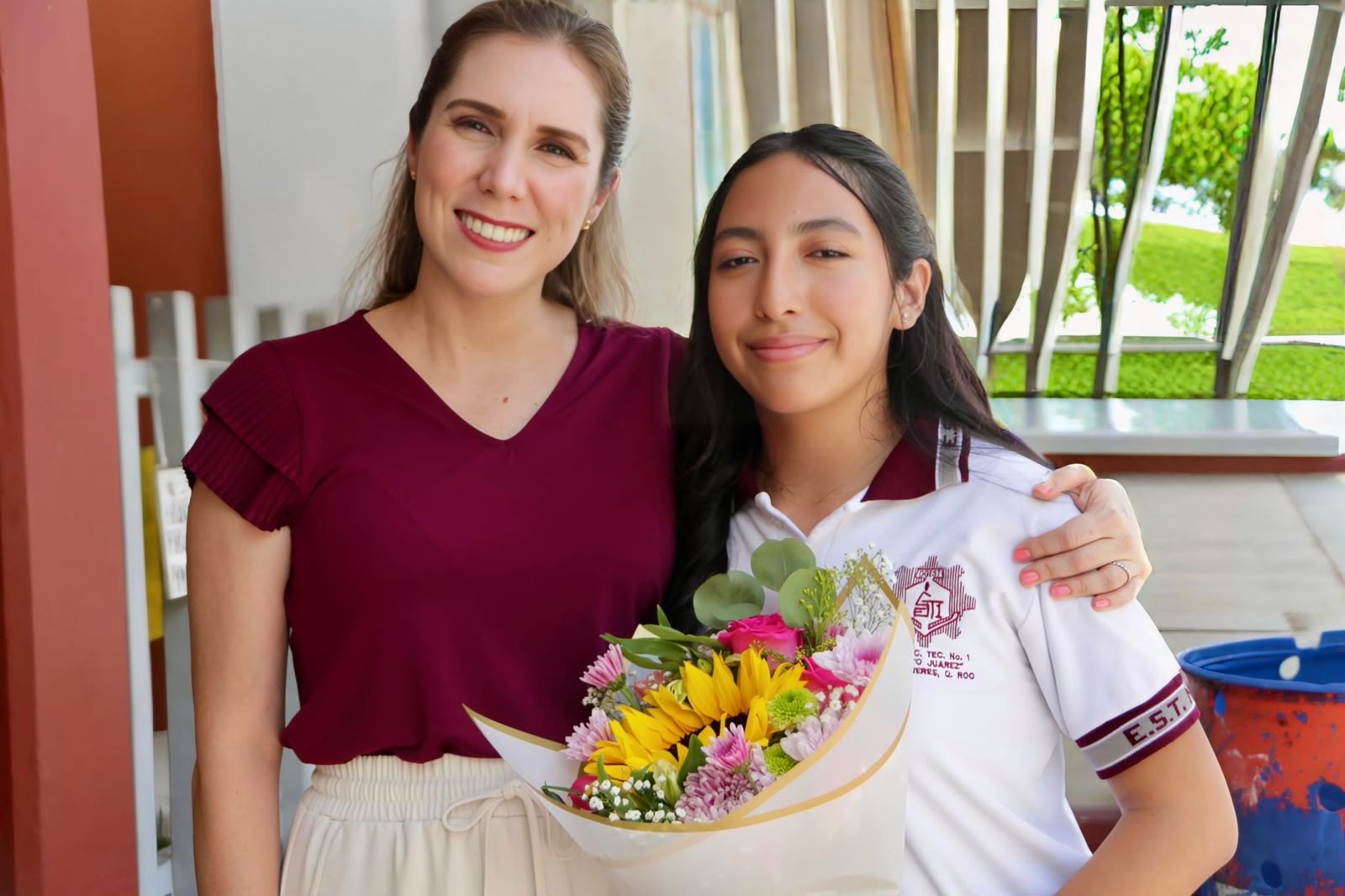 Atenea acompaña a egresados de Secundaria Técnica No. 1