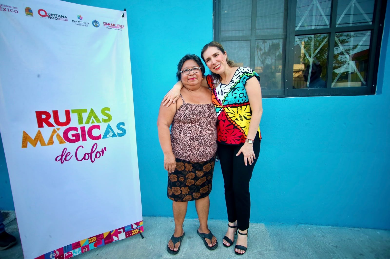 Transforman imagen urbana de Isla Mujeres con programa colorido