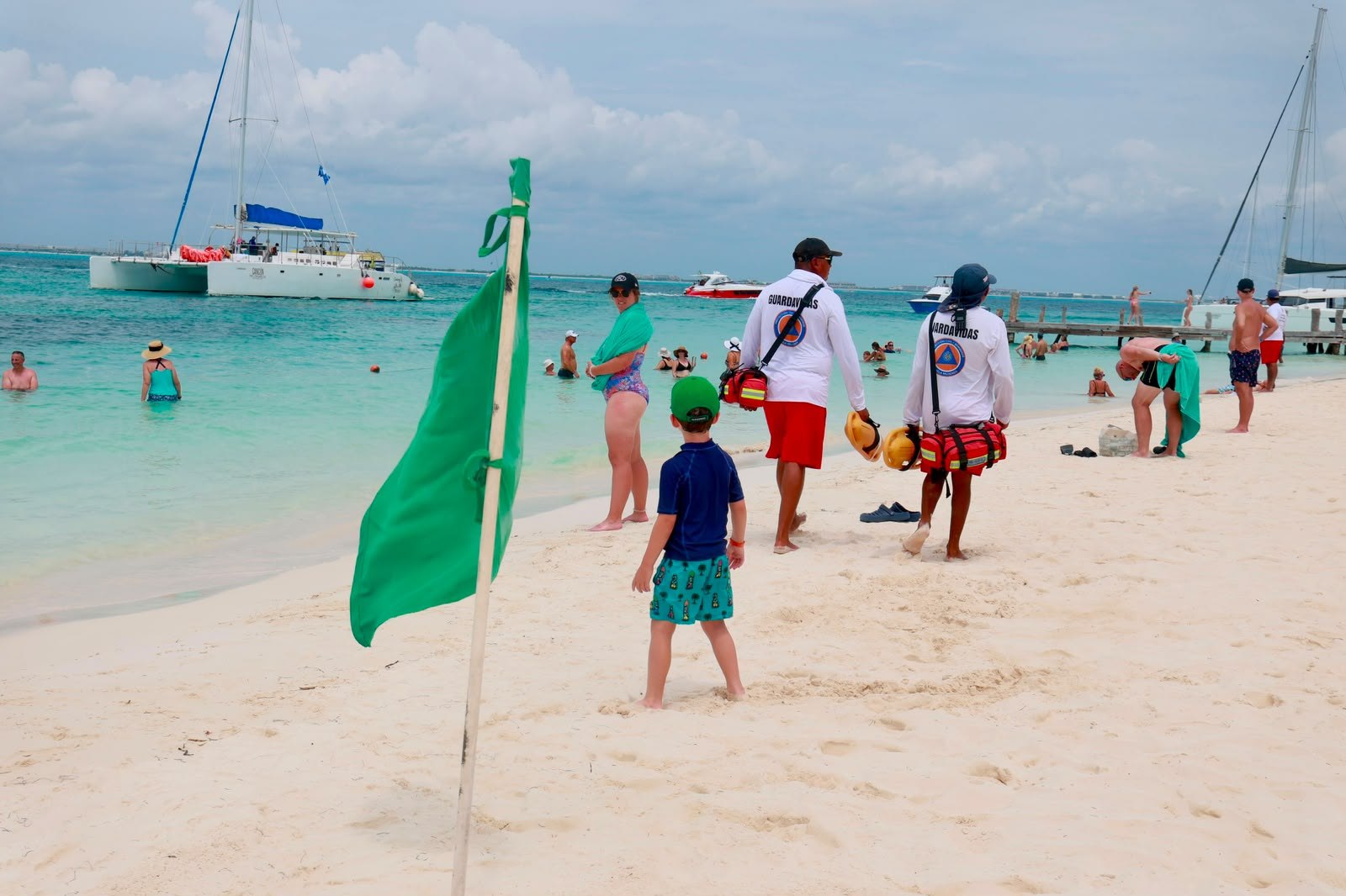 Protección Civil de Isla Mujeres emite recomendaciones de verano