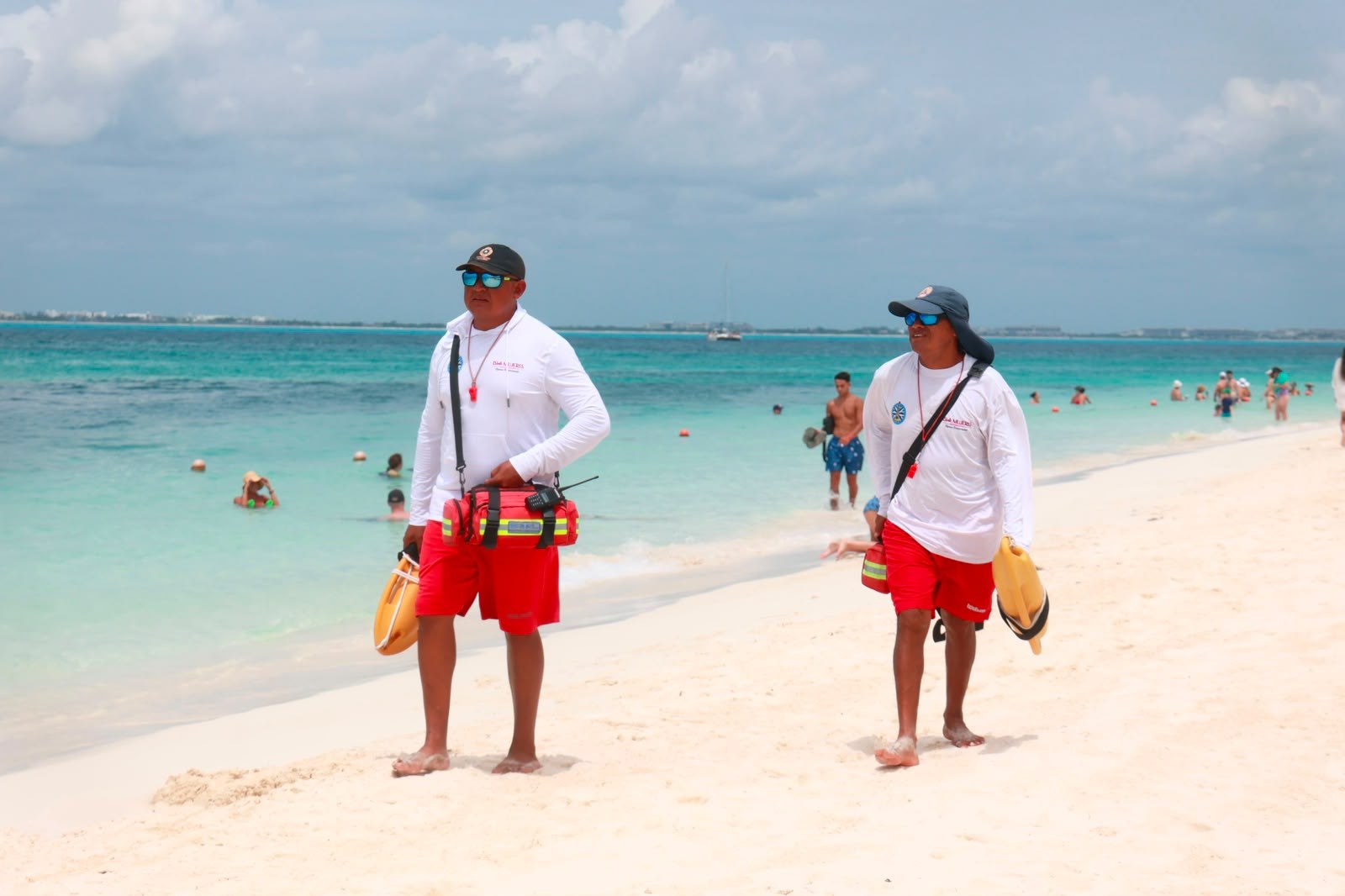 Protección Civil de Isla Mujeres emite recomendaciones de verano