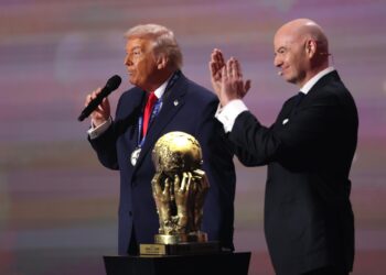 Trump sacude a la FIFA y crecen las críticas a Infantino