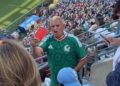 VIDEO: Ni en la final del Mundial faltó el drama: mexicano sacó tarjeta roja a un hincha