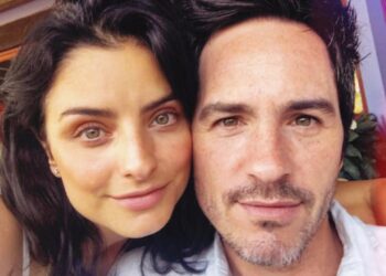 Aislinn Derbez y Mauricio Ochmann generan rumores en redes