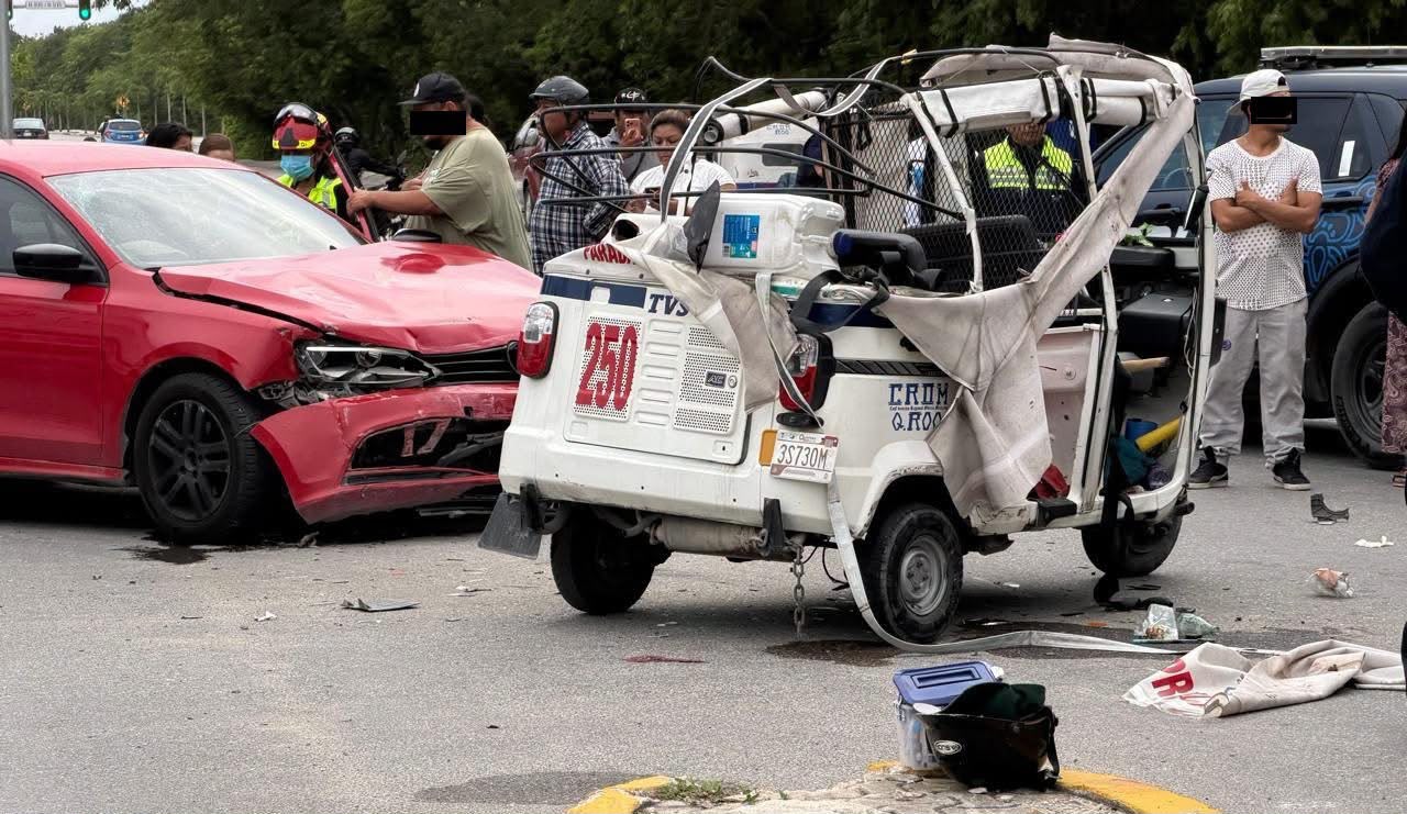 Mototaxista muere tras choque en Playa del Carmen