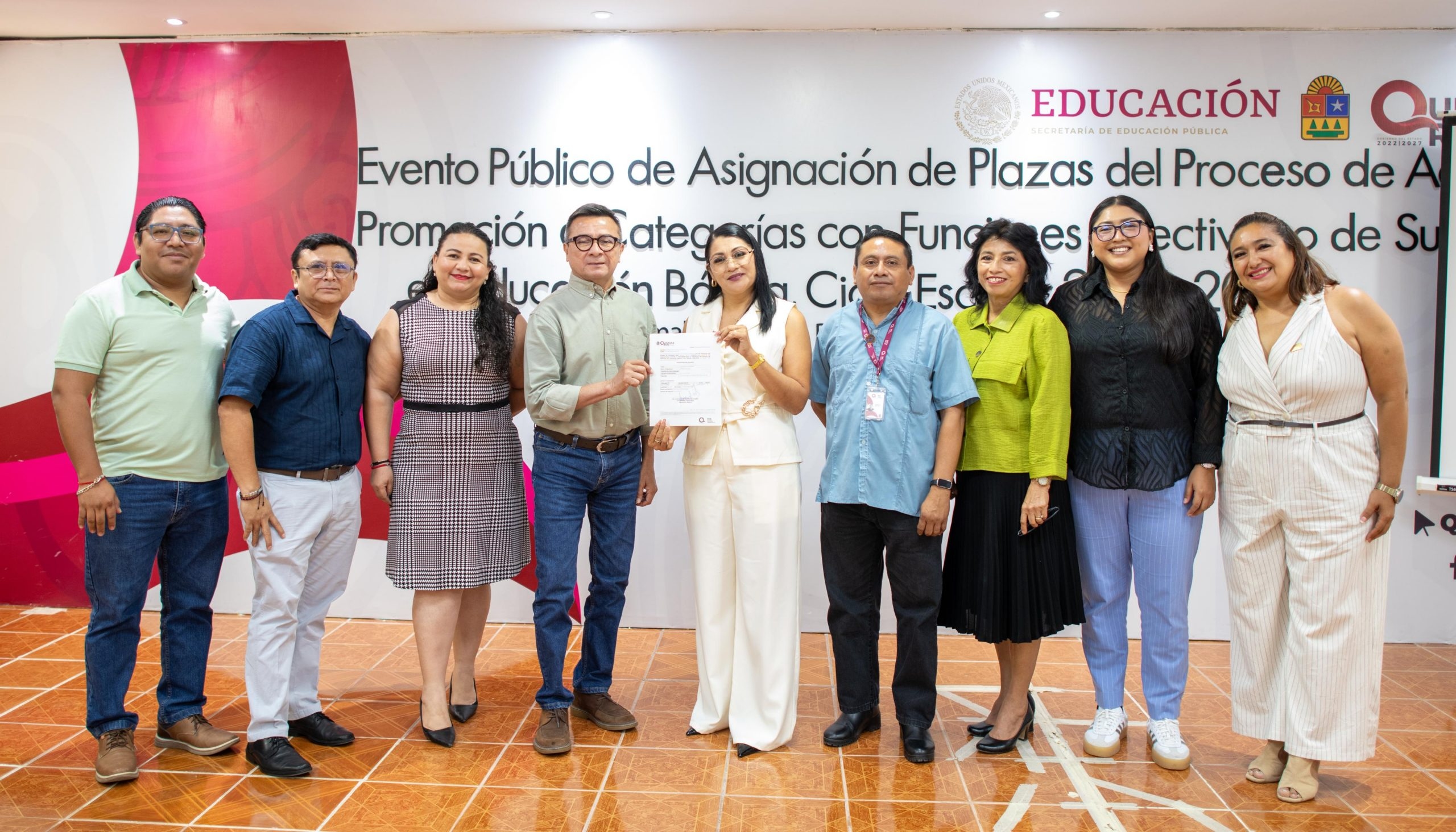 Quintana Roo asigna plazas docentes para ciclo 2026-2027