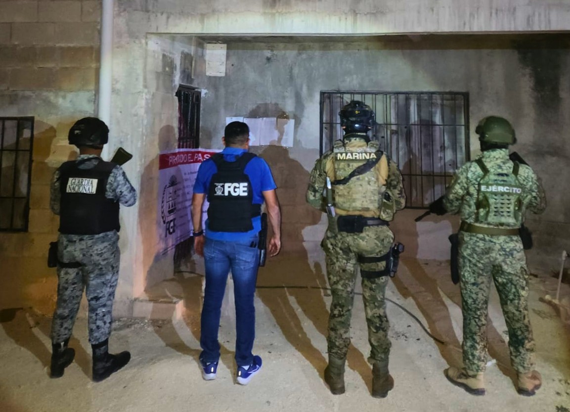 Detienen a dos por narcomenudeo en Benito Juárez