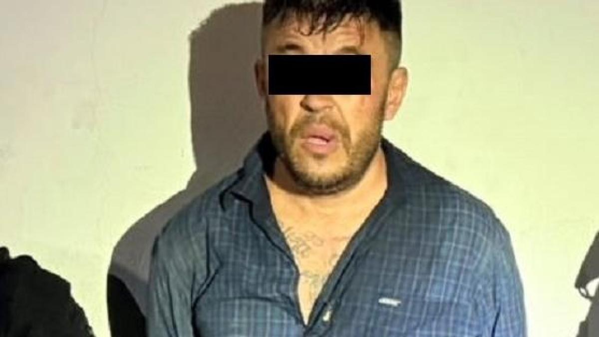 Detienen a sospechoso por cadáveres en cajuela en Nuevo León