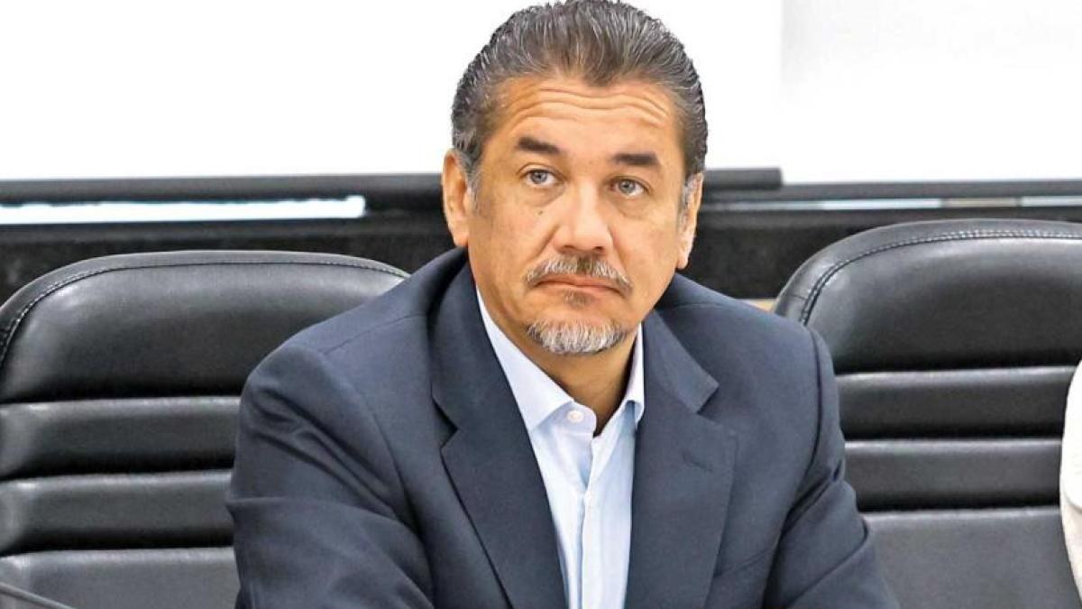 PVEM y PT no respaldan a López Beltrán tras retiro de visa