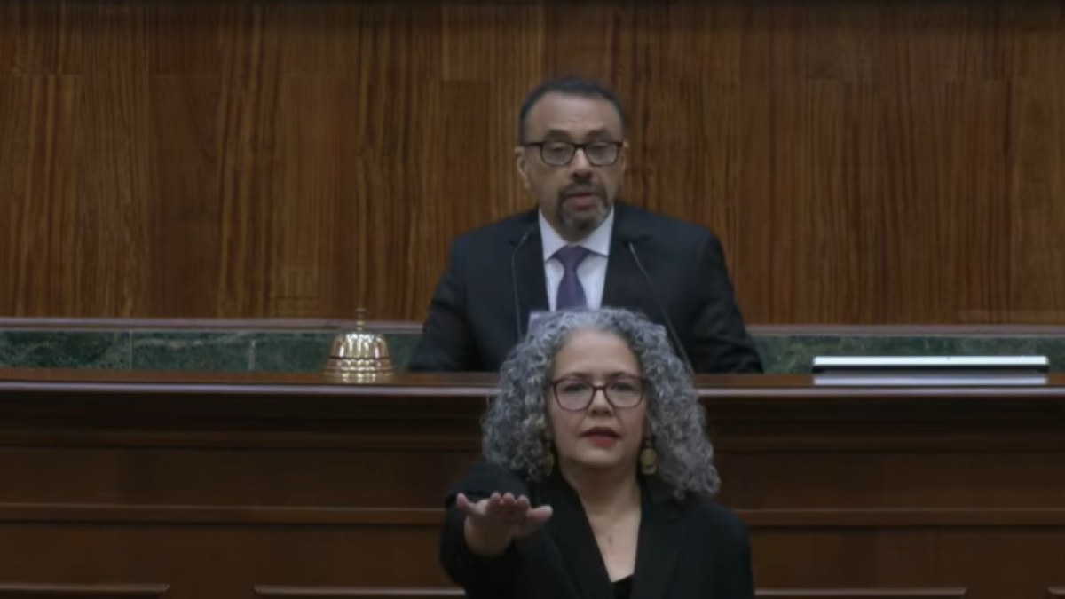 Graciela Domínguez asume gubernatura interina de Sinaloa