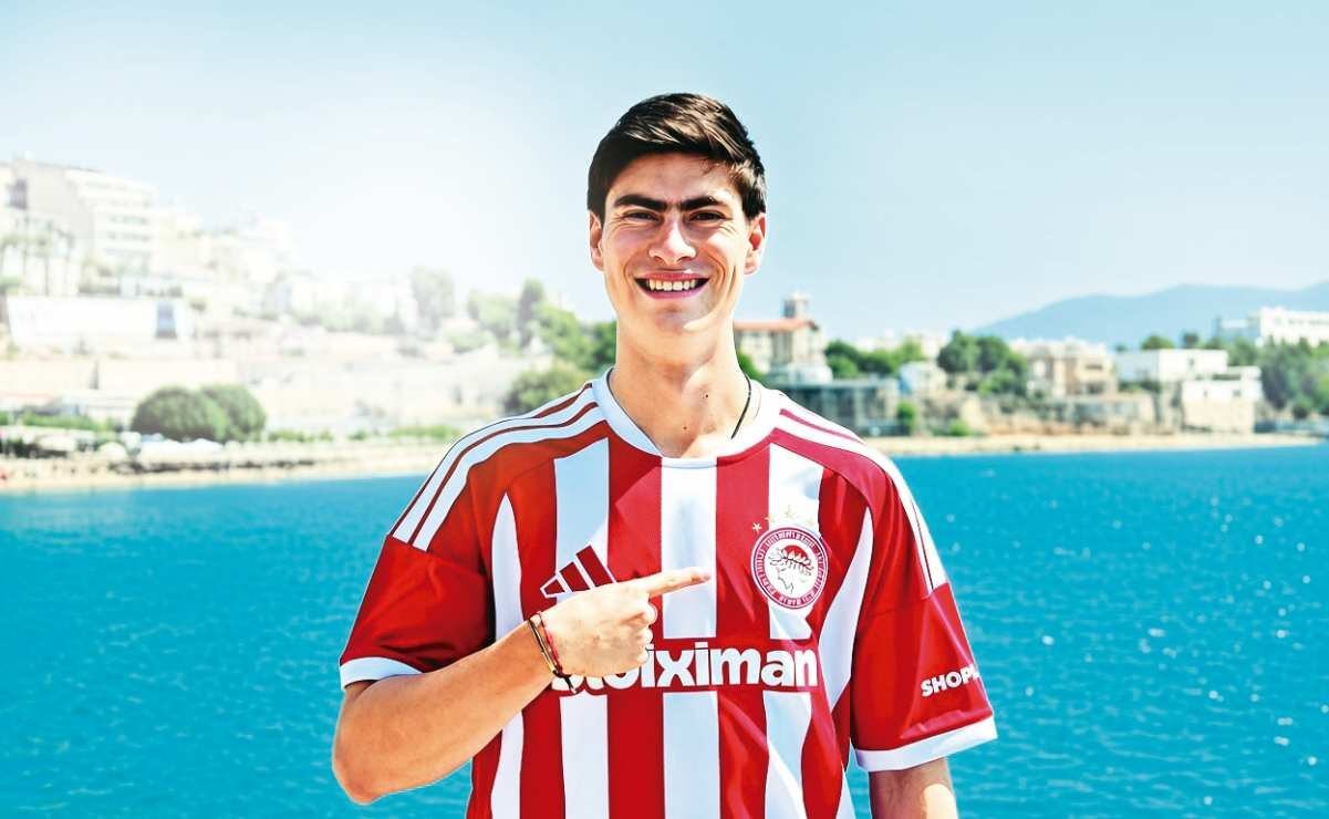 Efraín Flores defiende salida de Armando González a Olympiacos