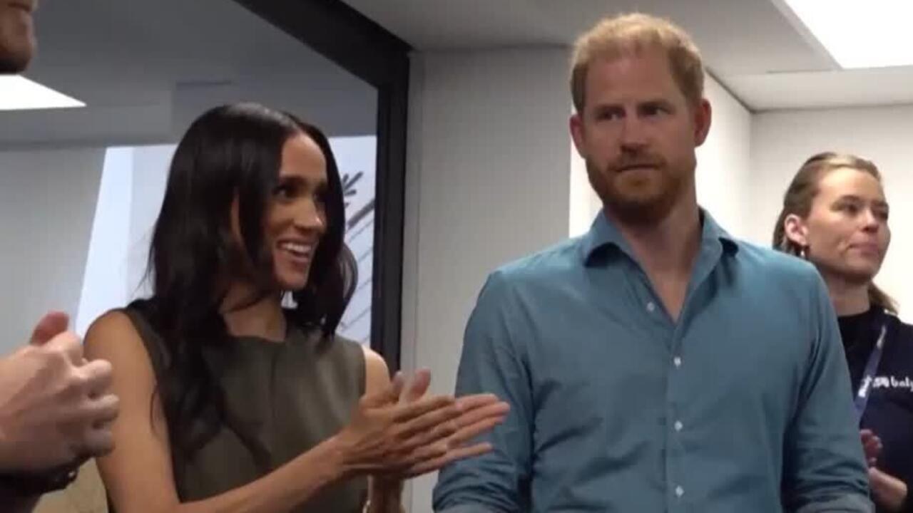 Príncipe Harry y Meghan regresan a la monarquía británica