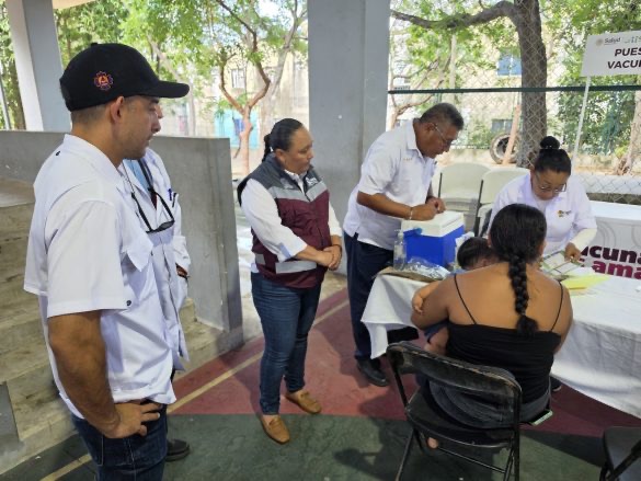 Feria de Paz acerca servicios a Villas Otoch Paraíso