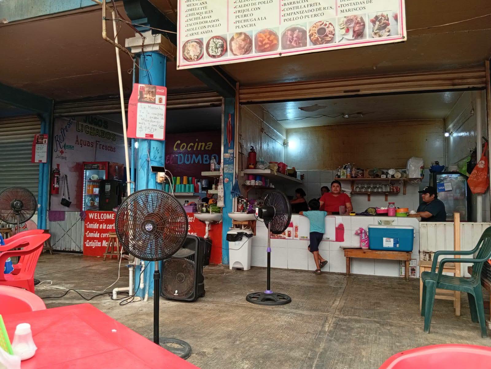 Mercadito de Tulum enfrenta crisis y precios abusivos