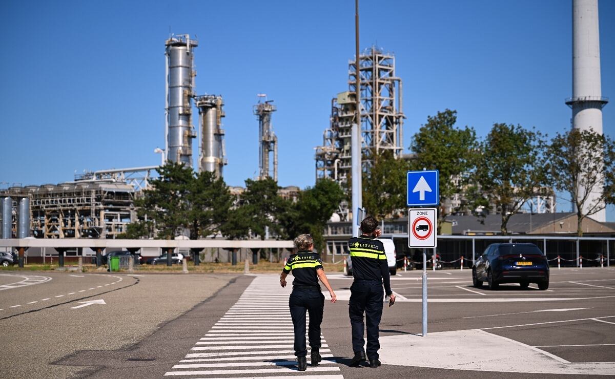 Explosión en puerto de Róterdam deja un muerto y heridos