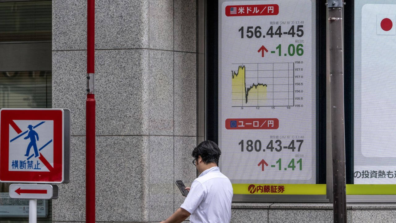 EEUU y Japón intervienen para respaldar el yen debilitado