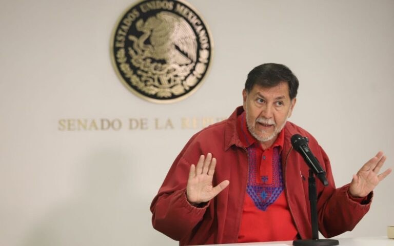 Noroña acusa connivencia en elección de presidente del Senado