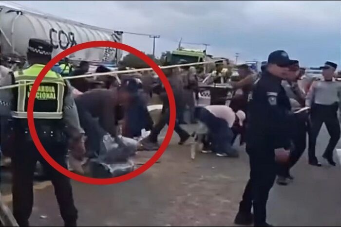 Volcadura de camión con mezclilla desata rapiña en Axapusco