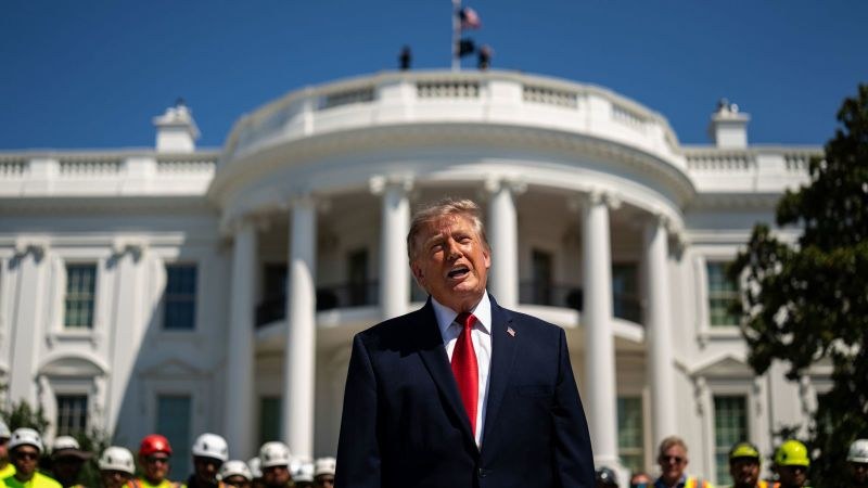 Trump complica panorama económico y electoral republicano
