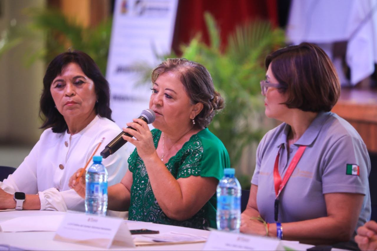 Playa del Carmen acoge reunión de contralores de Quintana Roo