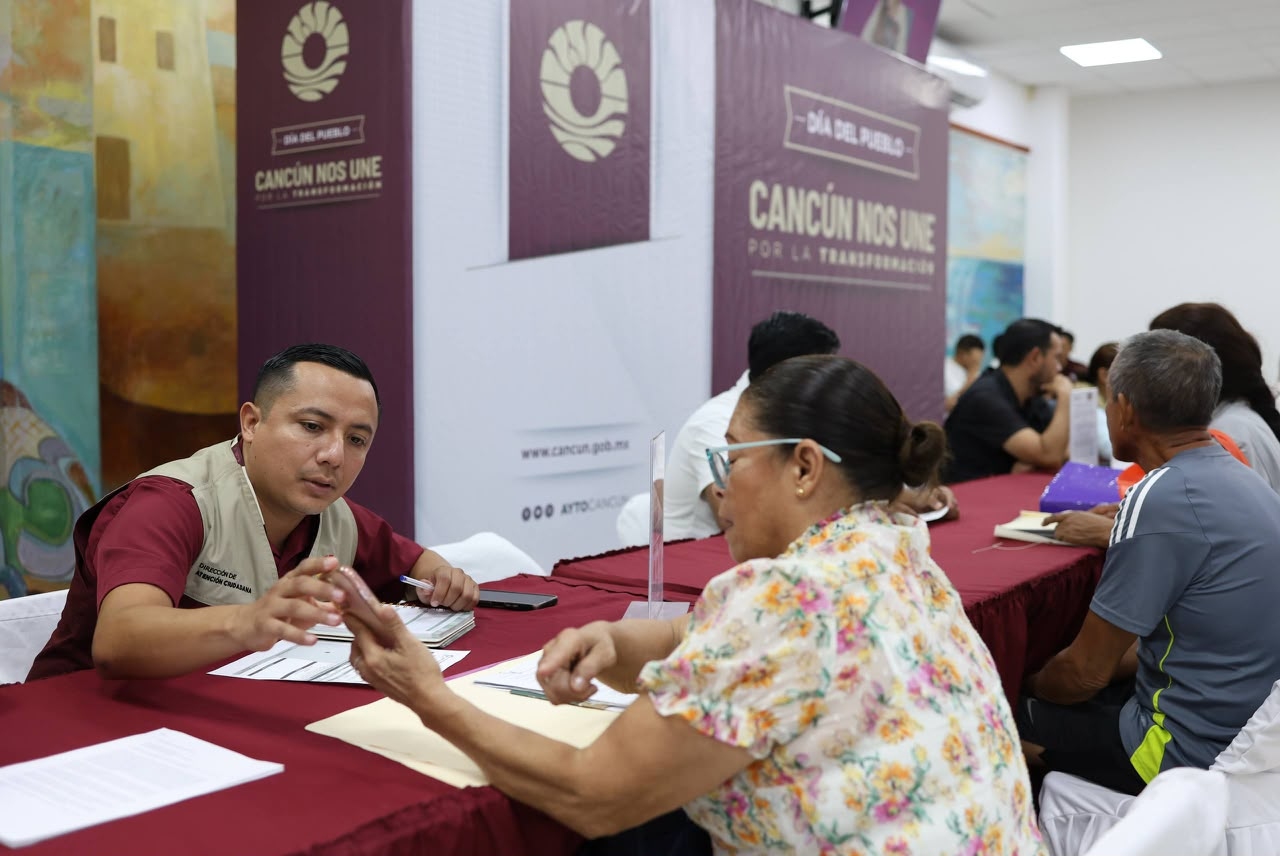 Cancún ofrece más de 100 trámites en Día del Pueblo