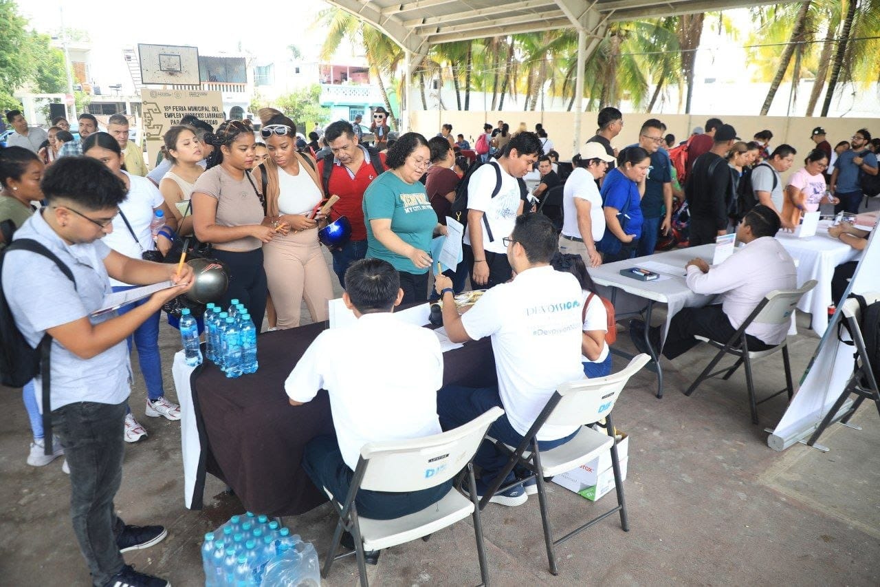 18.ª Feria del Empleo fortalece oportunidades en Playa del Carmen