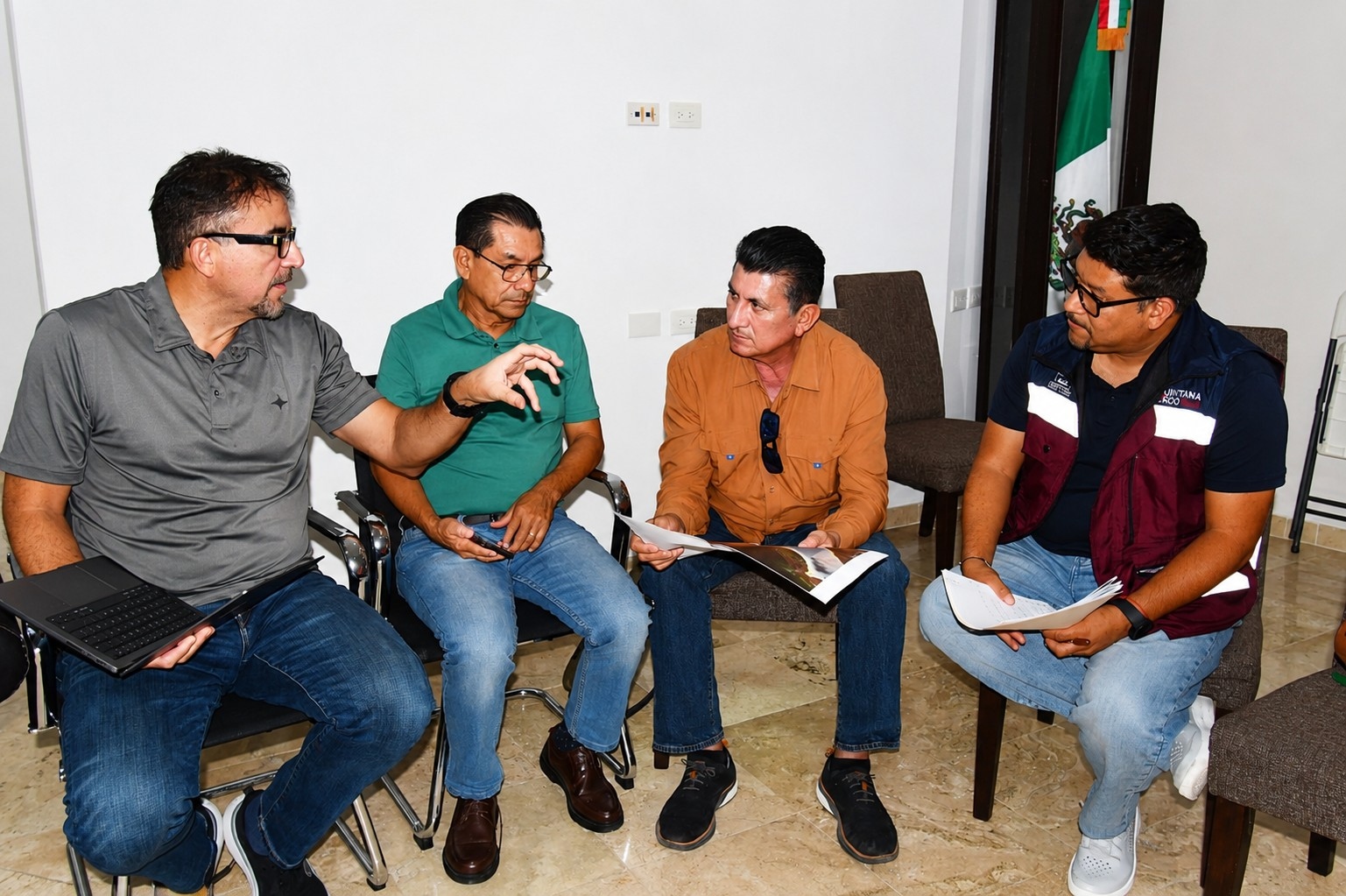 AGEPRO y Bacalar coordinan ordenamiento territorial