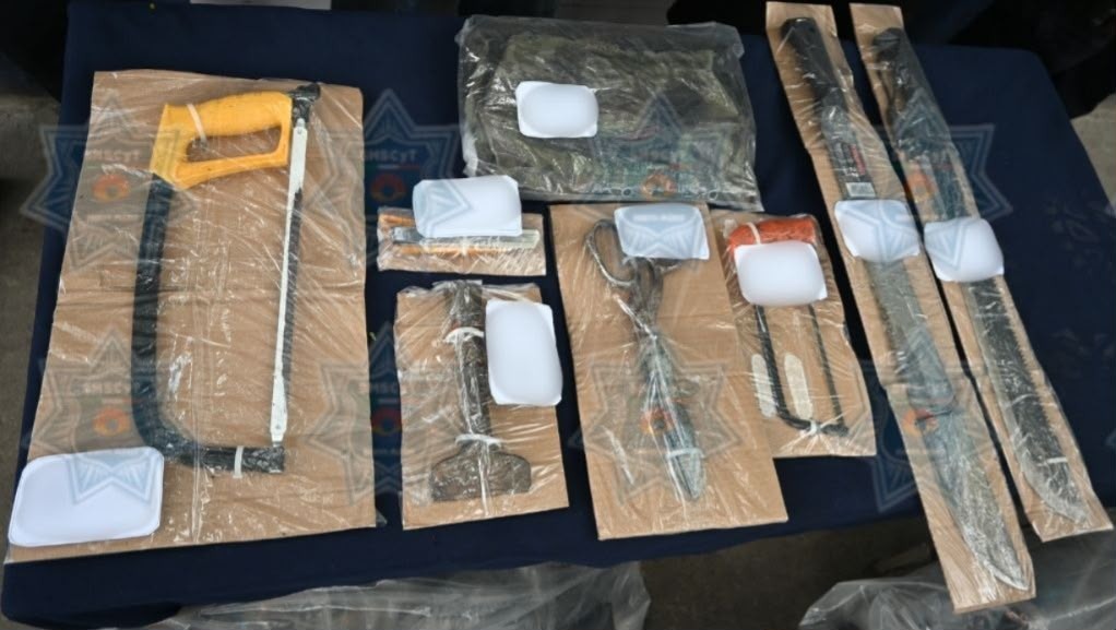 Policía Cancún detiene a dos por robo en SM 15