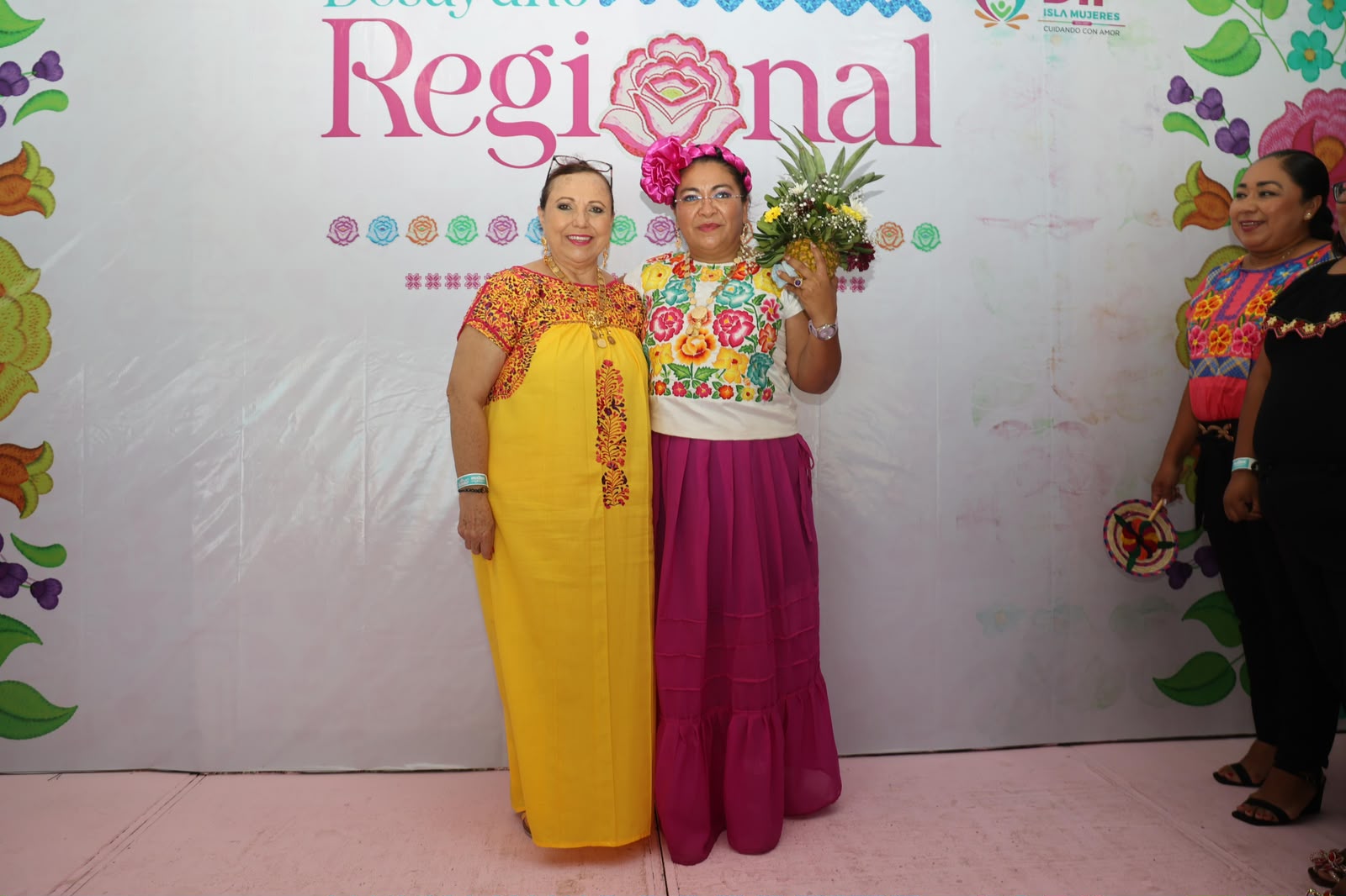 Isla Mujeres exhibe exposición fotográfica y Casitas de Madera